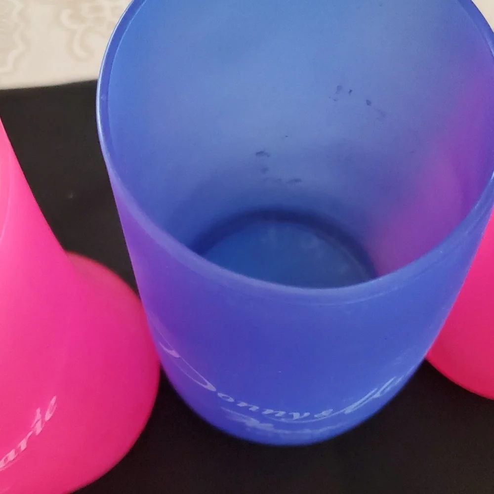 LAS VEGAS FLAMINGO DONNY & MARIE SHOW COCKTAIL GLASSES. SET OF 3.